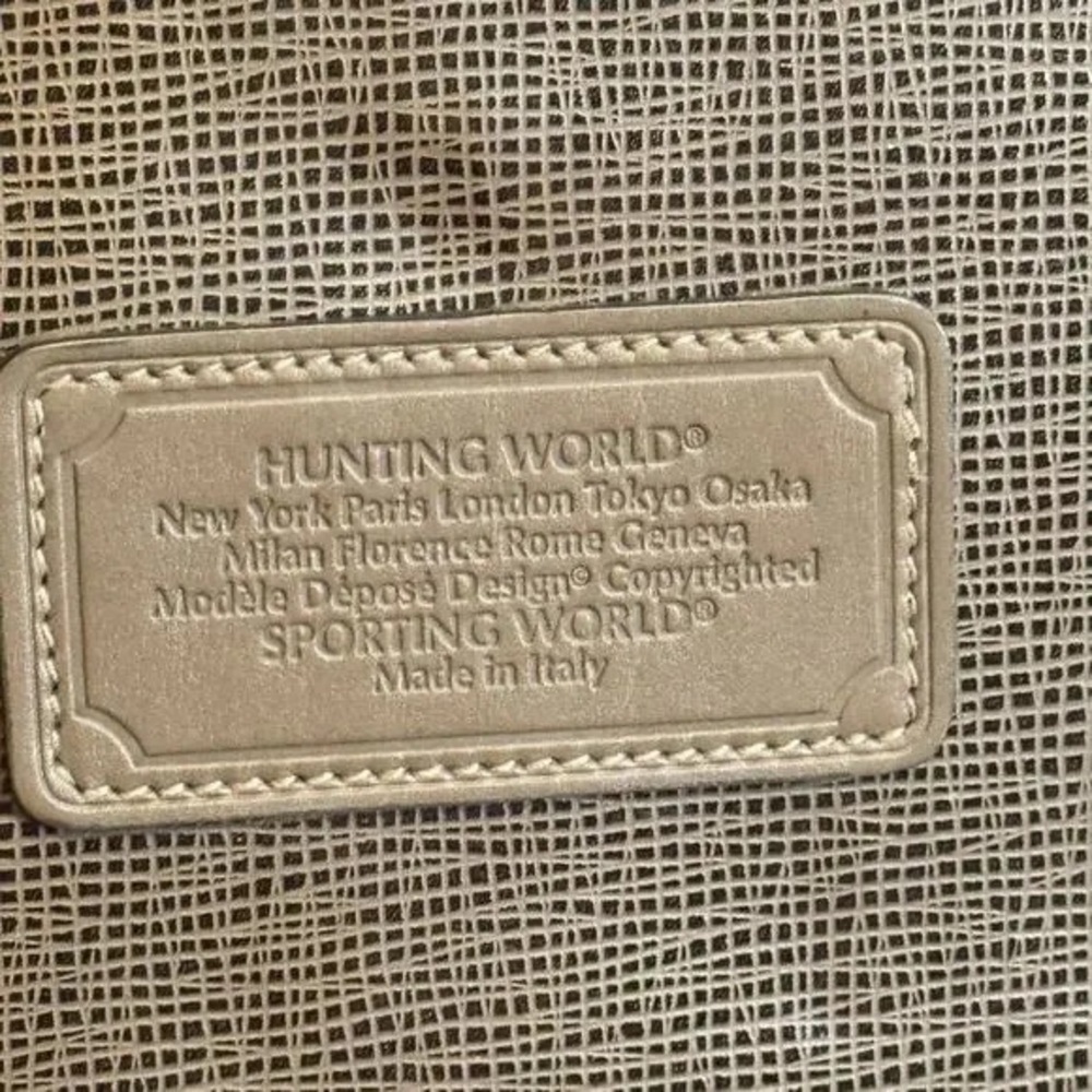 Vintage Hunting World Crossbody Shoulder Bag Green Flap Battue Leather ITALY - Picture 12 of 12